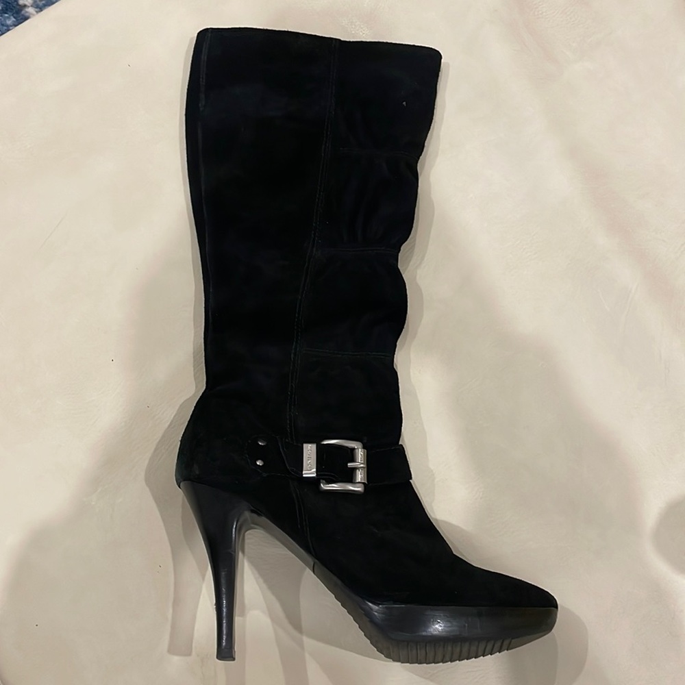 Michael Kors Heeled Leather Boots!